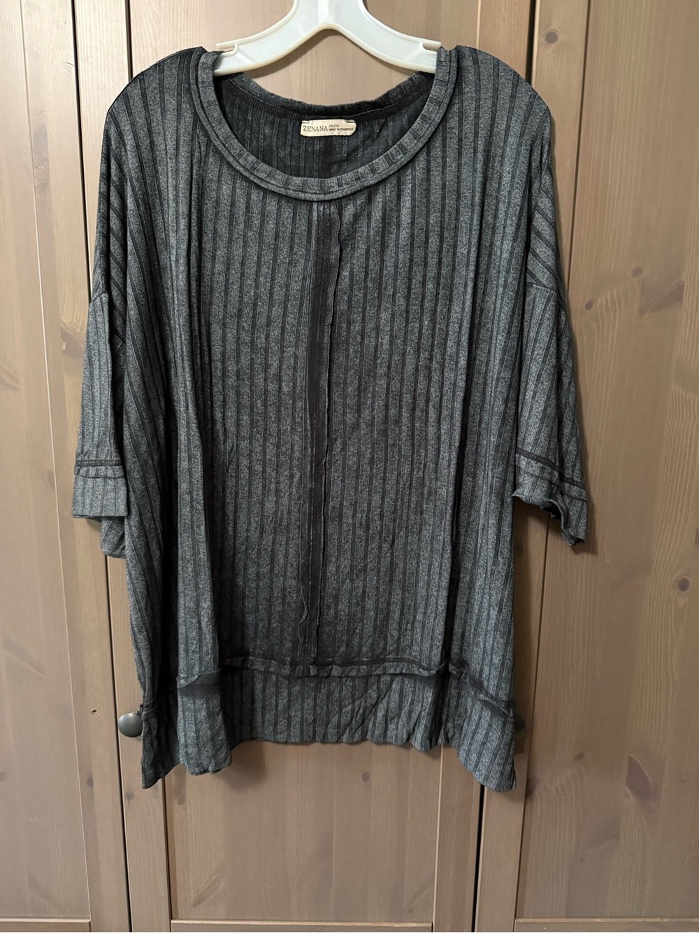Zenana Striped Tunic in Gray Size 2X/3X, New without tags